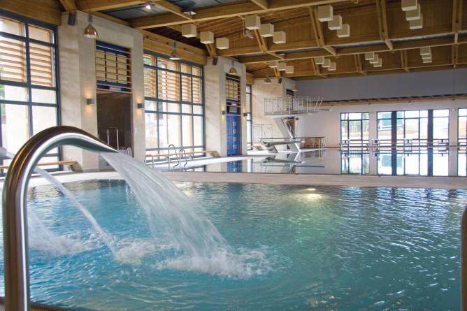 空氣能泳池?zé)岜冒惭b方法和日常維護(hù) 空氣能泳池?zé)岜冒惭b方法和日常維護(hù)